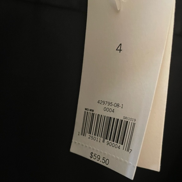 Banana Repulic button down navy dress shirt. - Picture 1 of 4